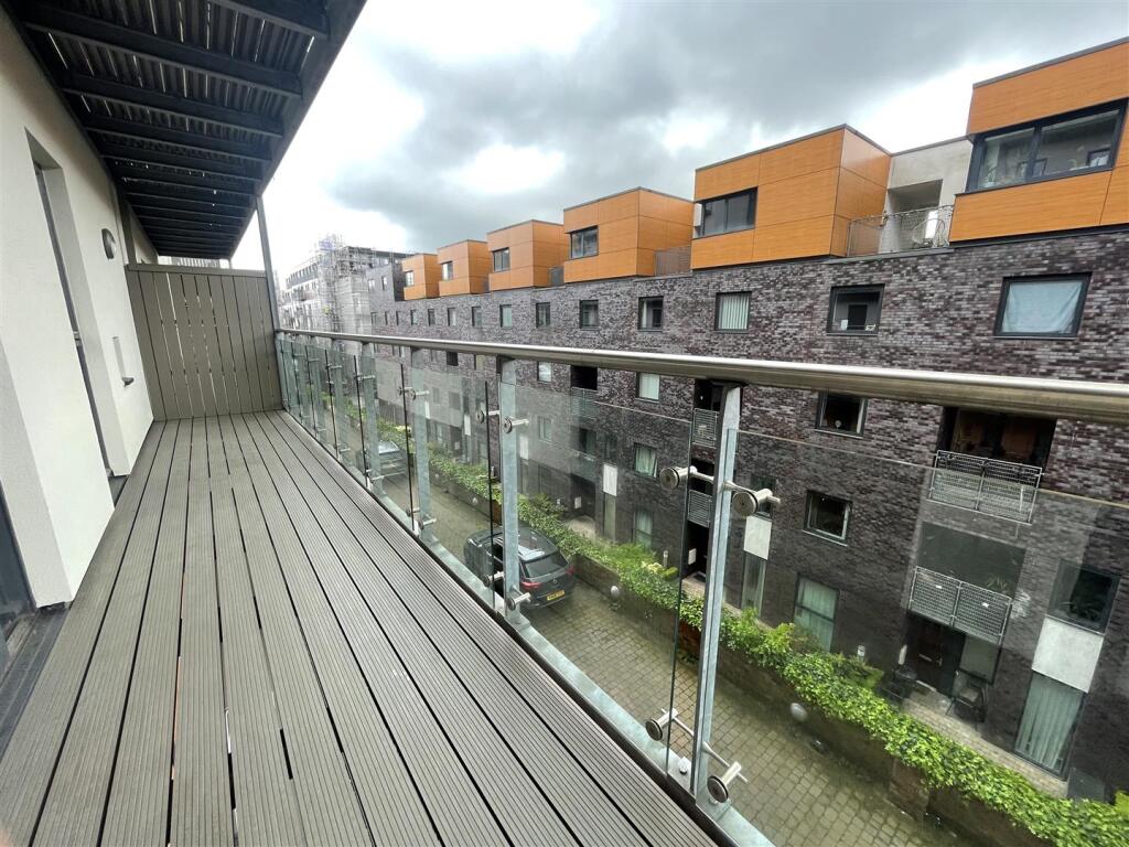 Balcony 2.jpeg