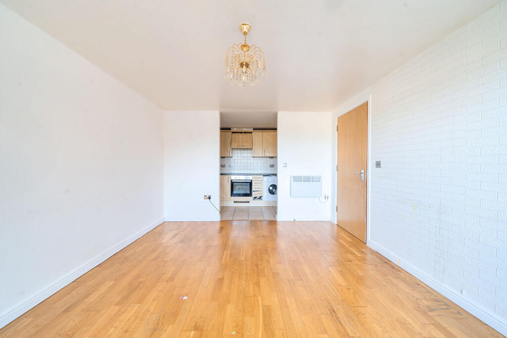 1339883-5-689a01c...