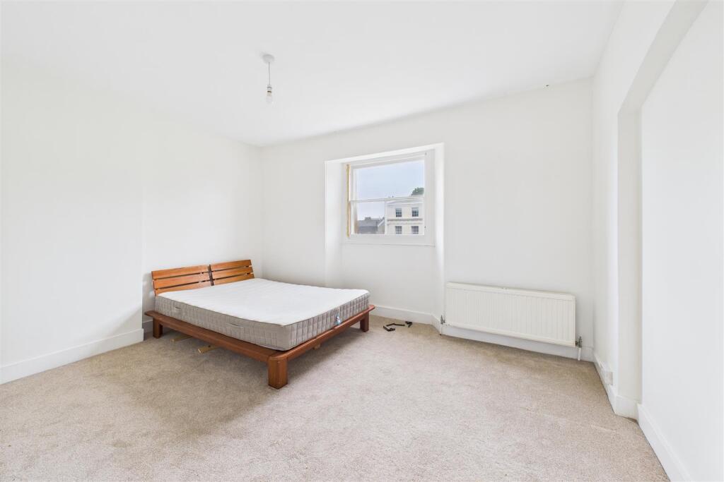 Top Floor Flat, 5 Pembroke Road Clifton, Bristol B