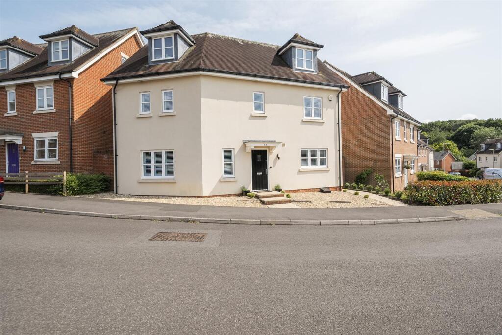 24-1304305-40-68406f3f19381-ARW-24 (1).jpg