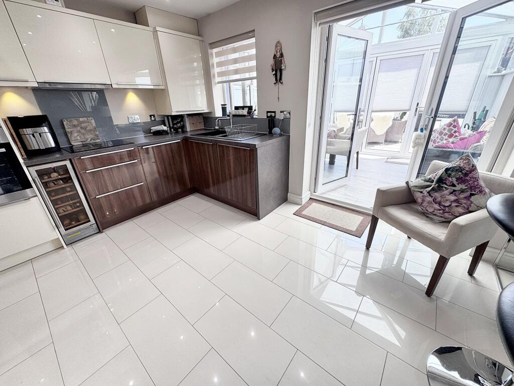 Kitchen / Diner