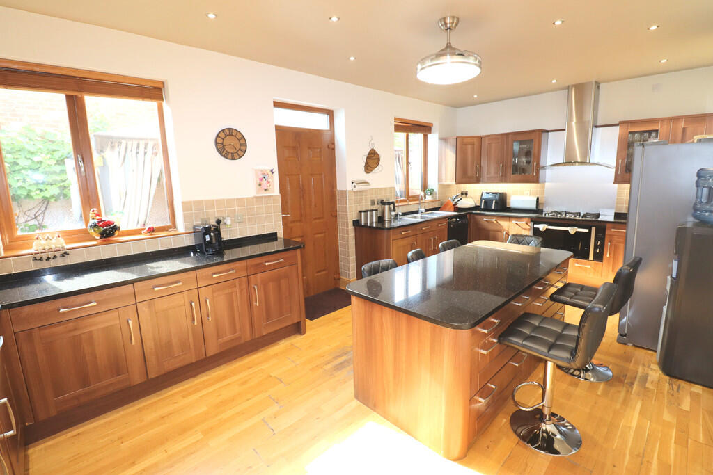 Dining Kitchen 1