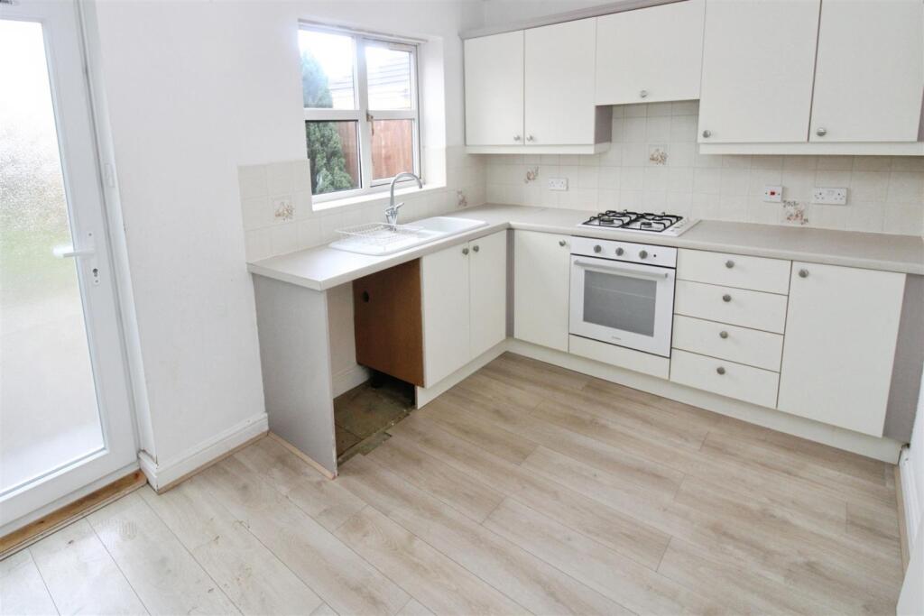 Fitted Dining Kitchen
