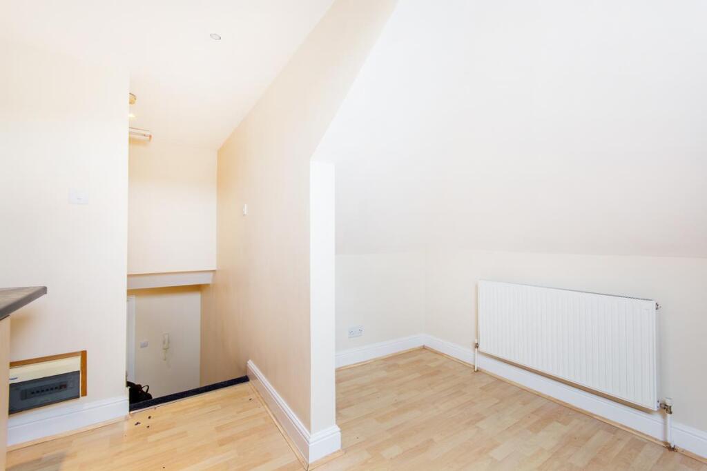 97c Peak Hill, SE26 4NS-7.jpg