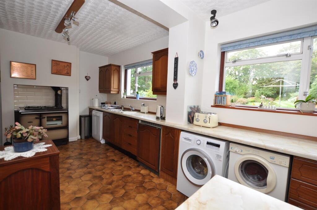 Kitchen/Diner/Breakfast slightly 'L' shaped