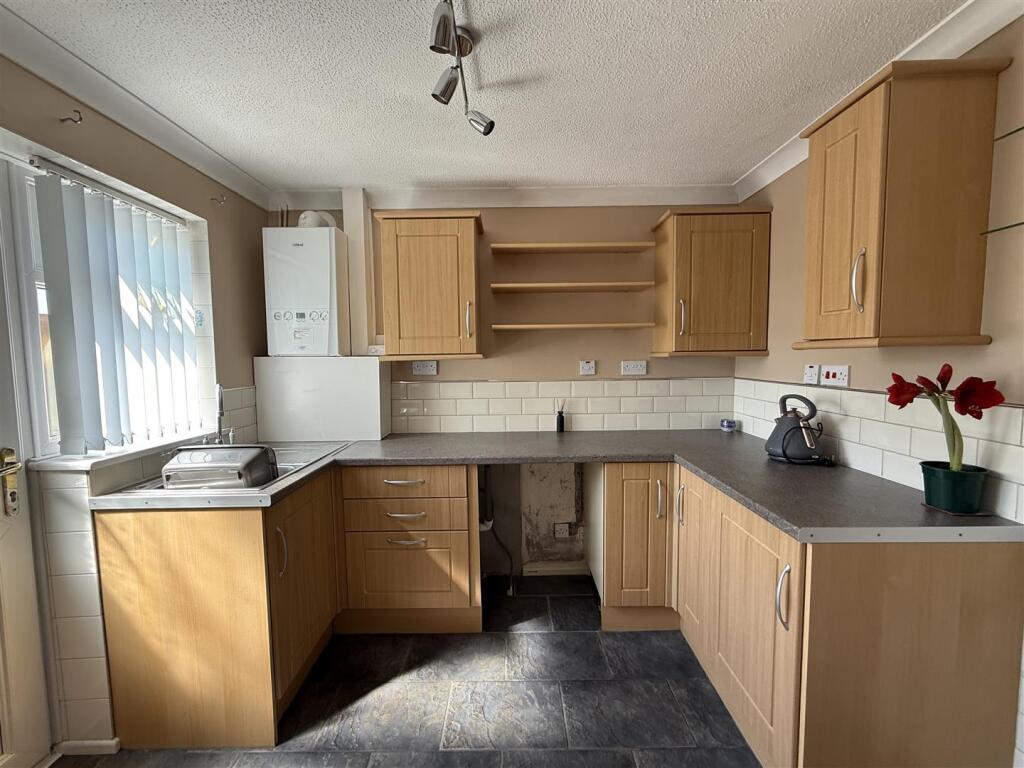 KITCHEN &amp; DINING ROOM