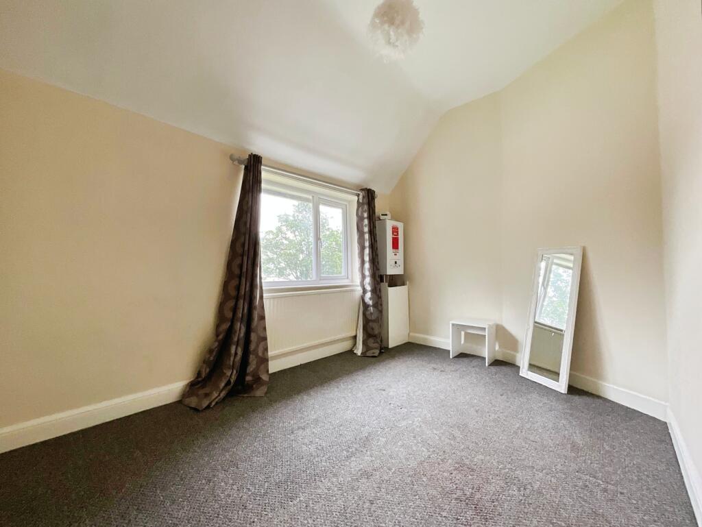 48ea6e77-65-4146-A664-278DA0627C2E-570-000000085B1957D5