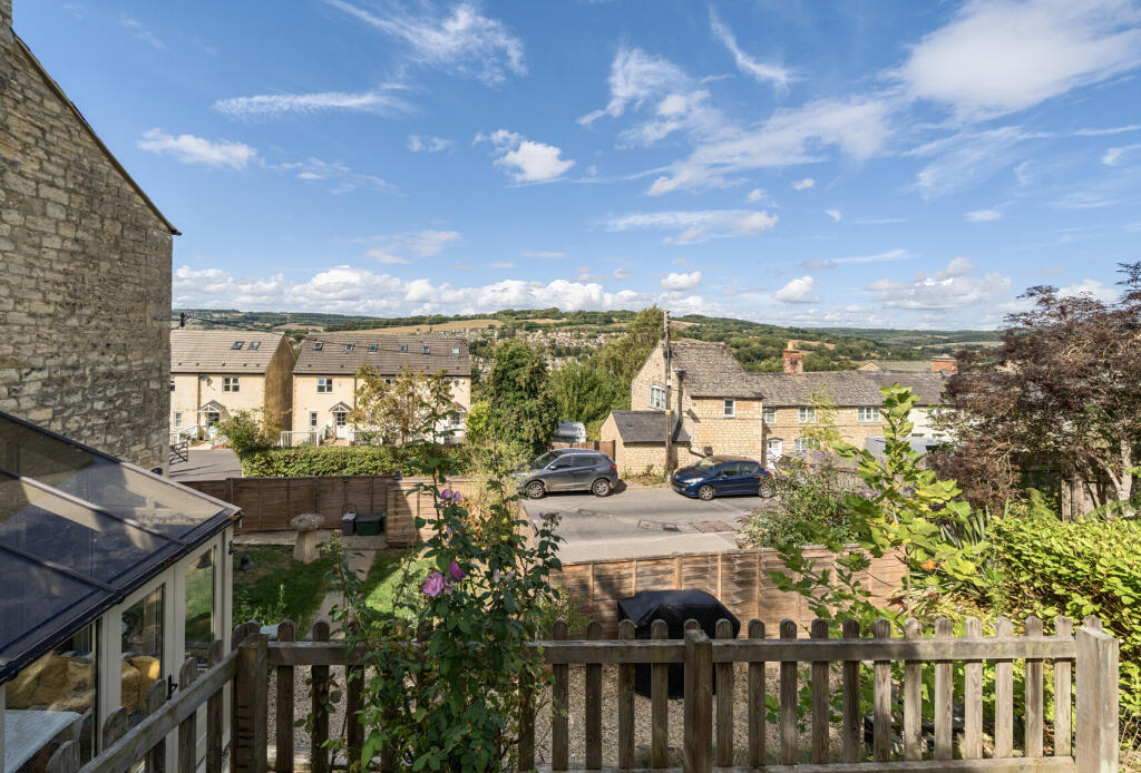 1345667-5-68ade31...