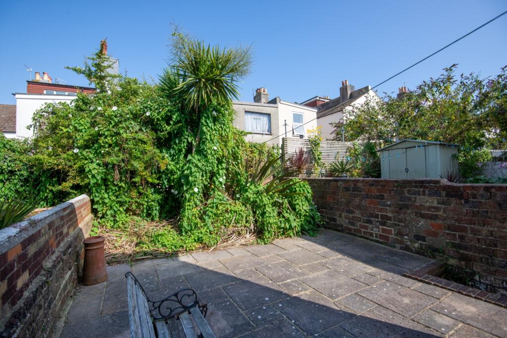 68 Whippingham Road Garden