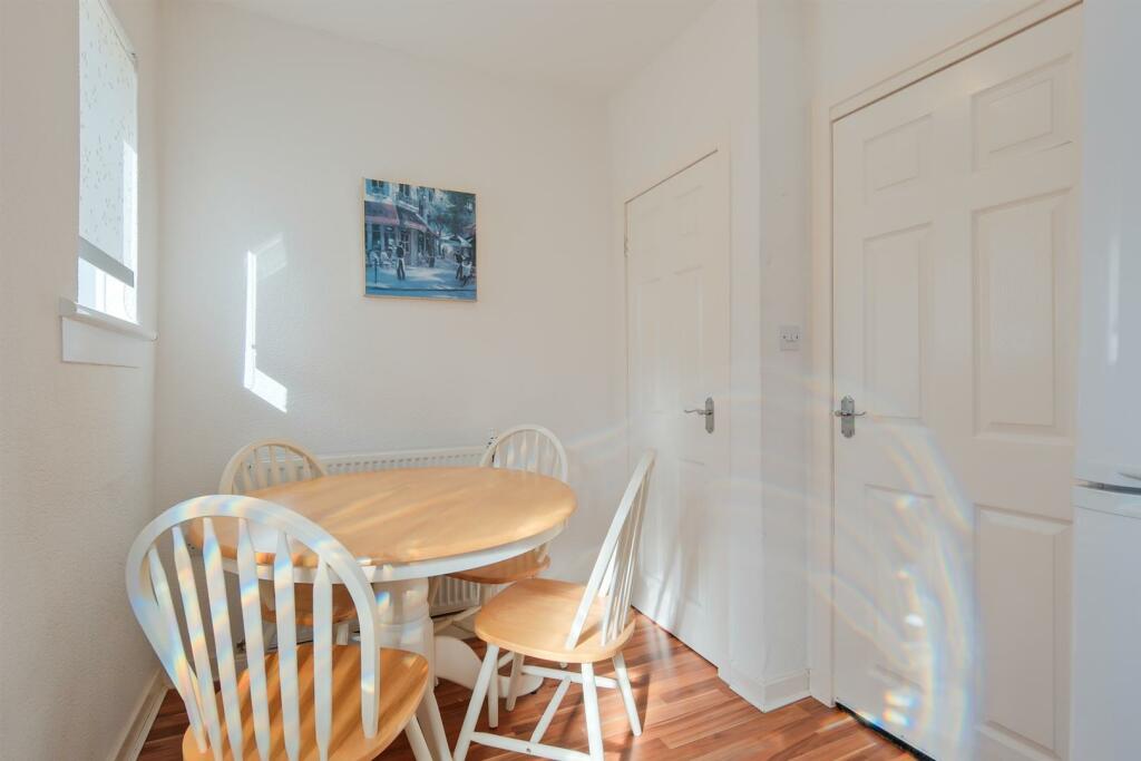 016-28 Meadowburn Rd, Wishaw ML2 8LB.jpg