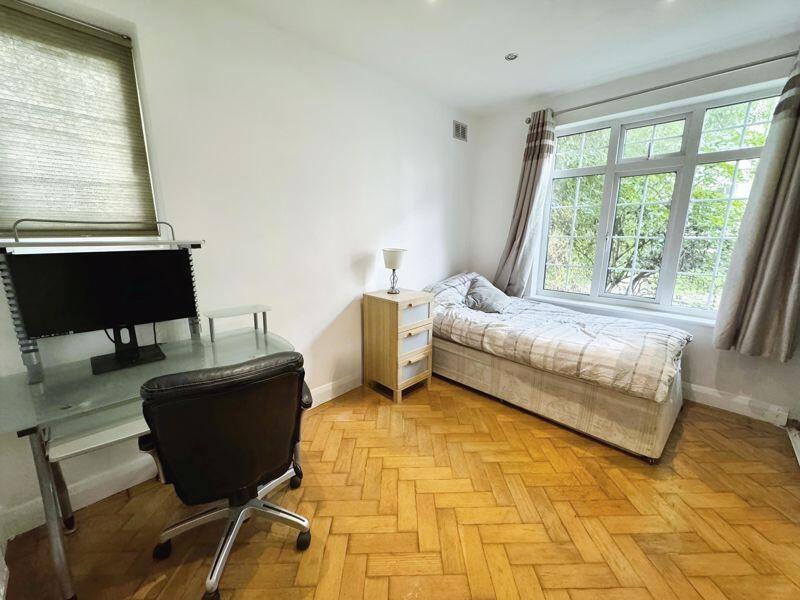 SECOD BEDROOM
