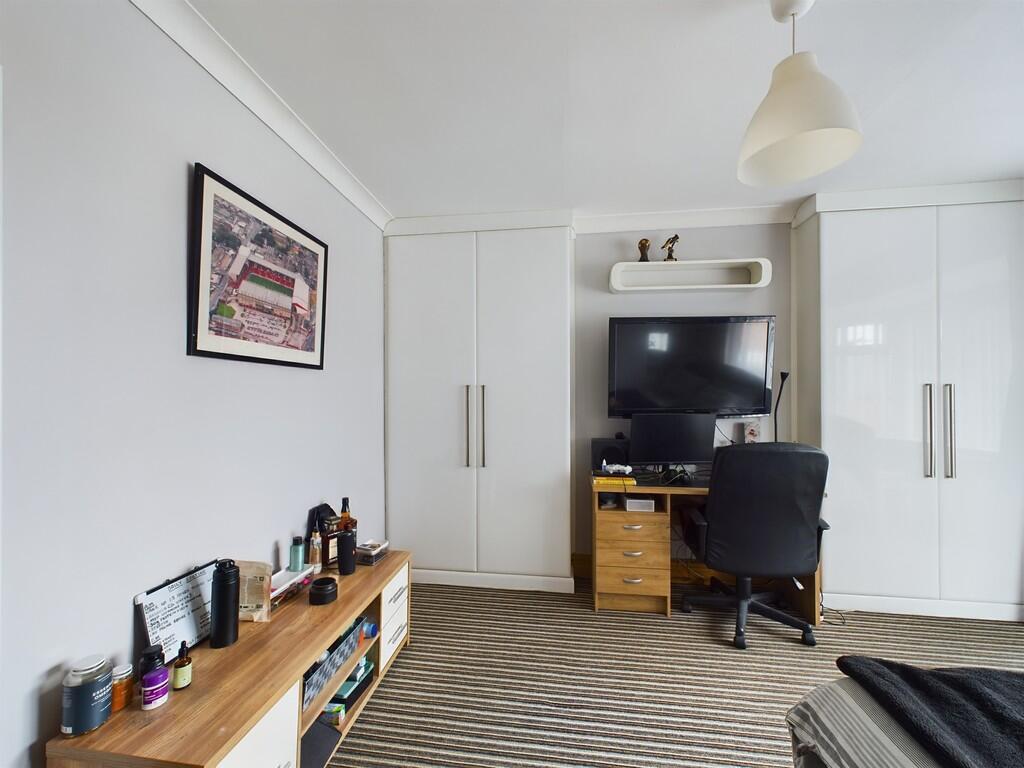 CAM02060G0-PR0277...