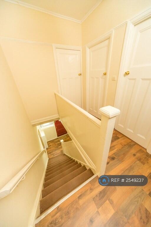 Laminate Floor Landing 