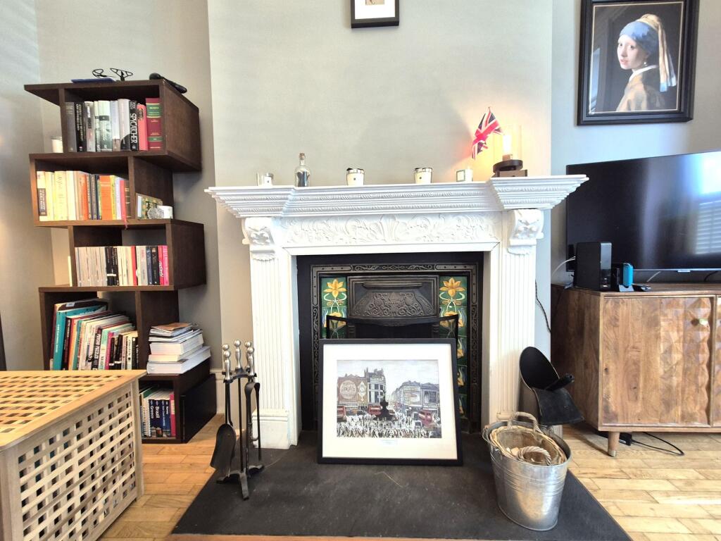 Front Reception room