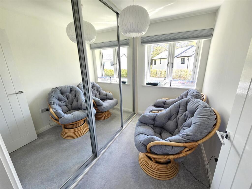 Bedroom 3.jpg