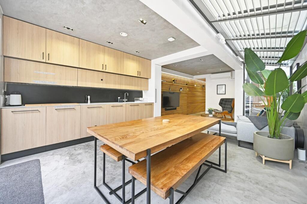 windmill road- dining area 9 (1).jpg