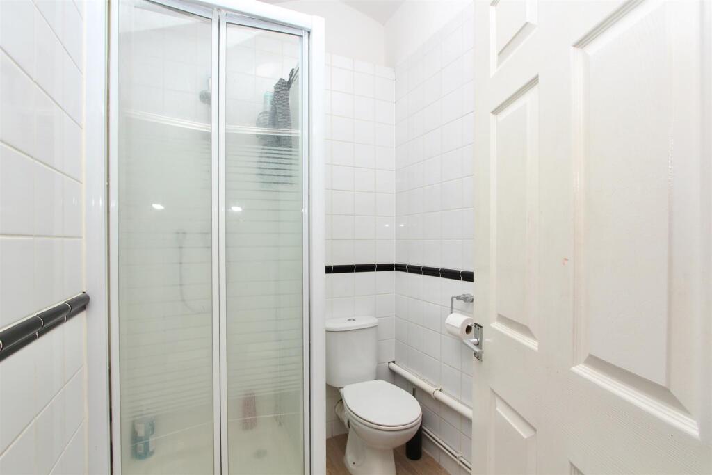 Manley Court, N16