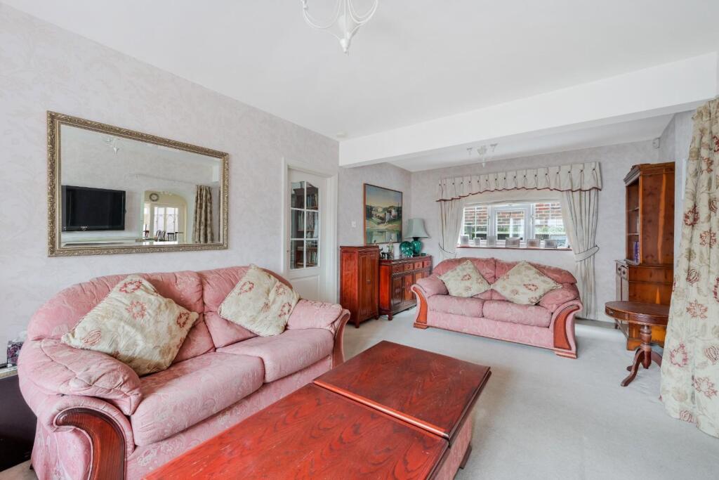 TATTENHAM WAY (25).jpg