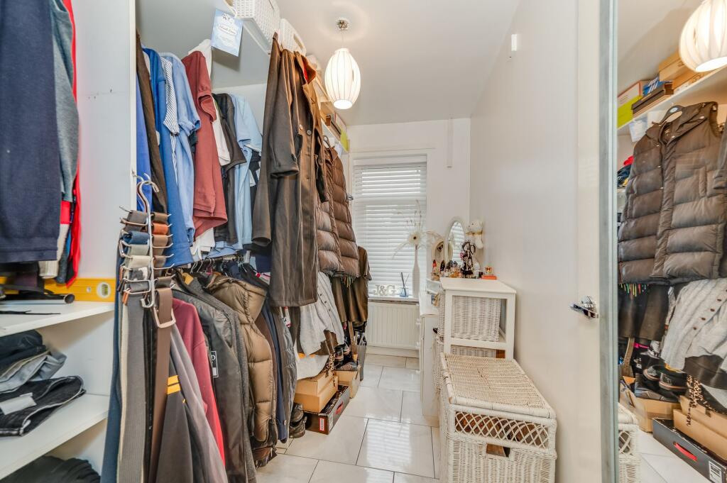 BEDROOMS AND BATHTOOM