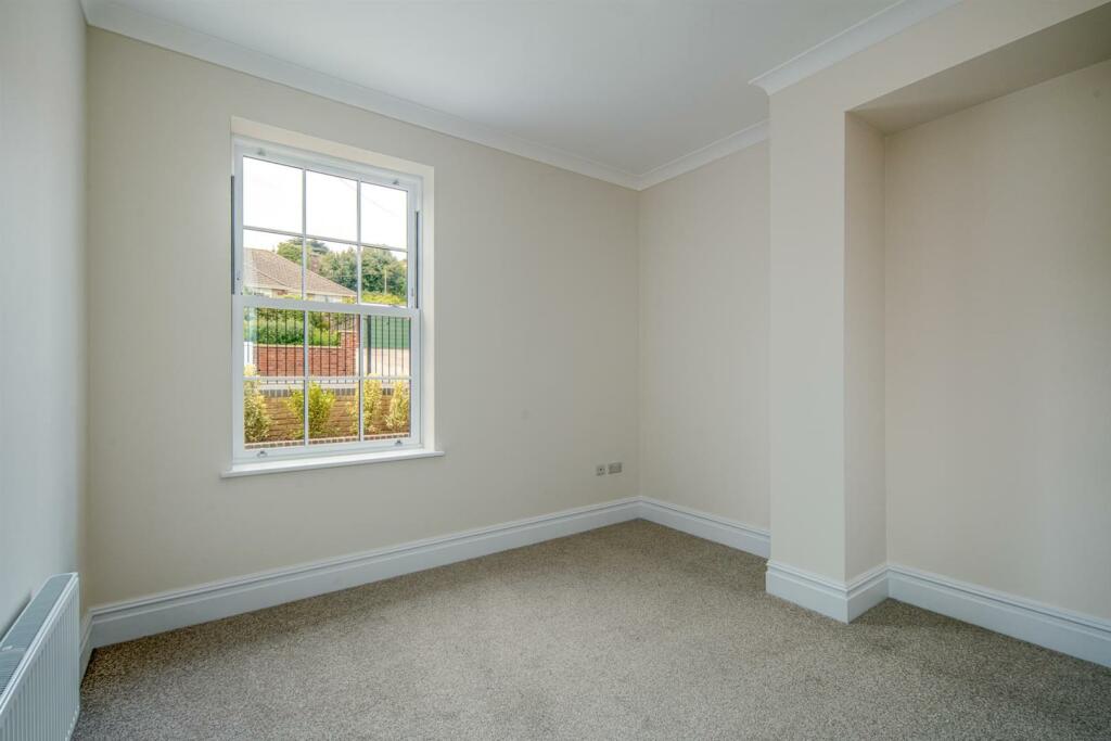 Bedroom 5 or Snug.jpeg