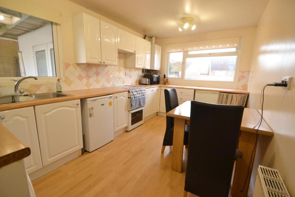 Kitchen/Breakfast Ro