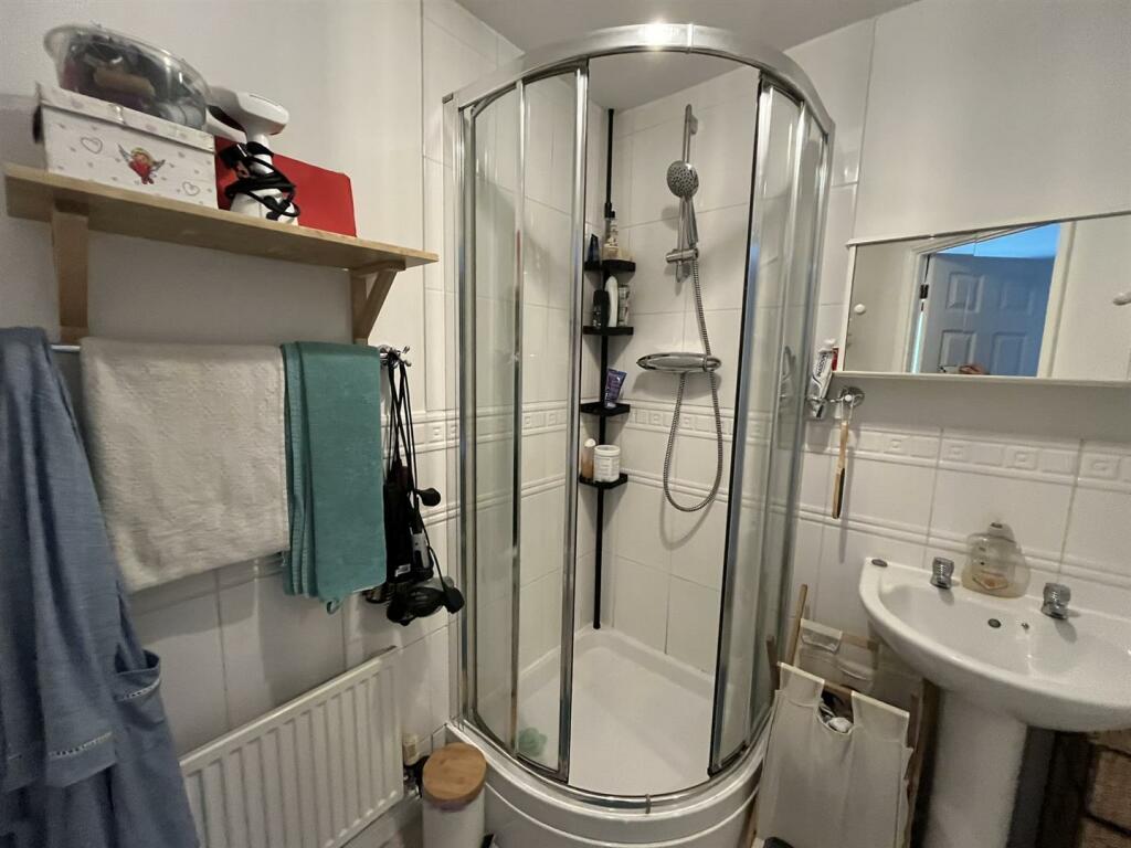 Shower Room.jpeg