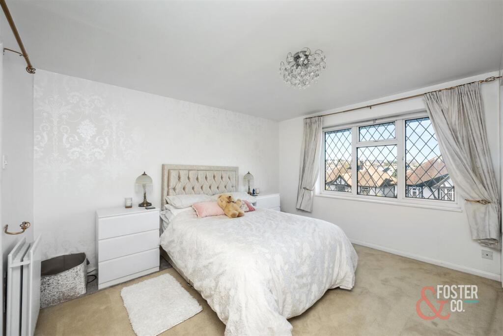 Gableson Avenue, 1-031.jpg