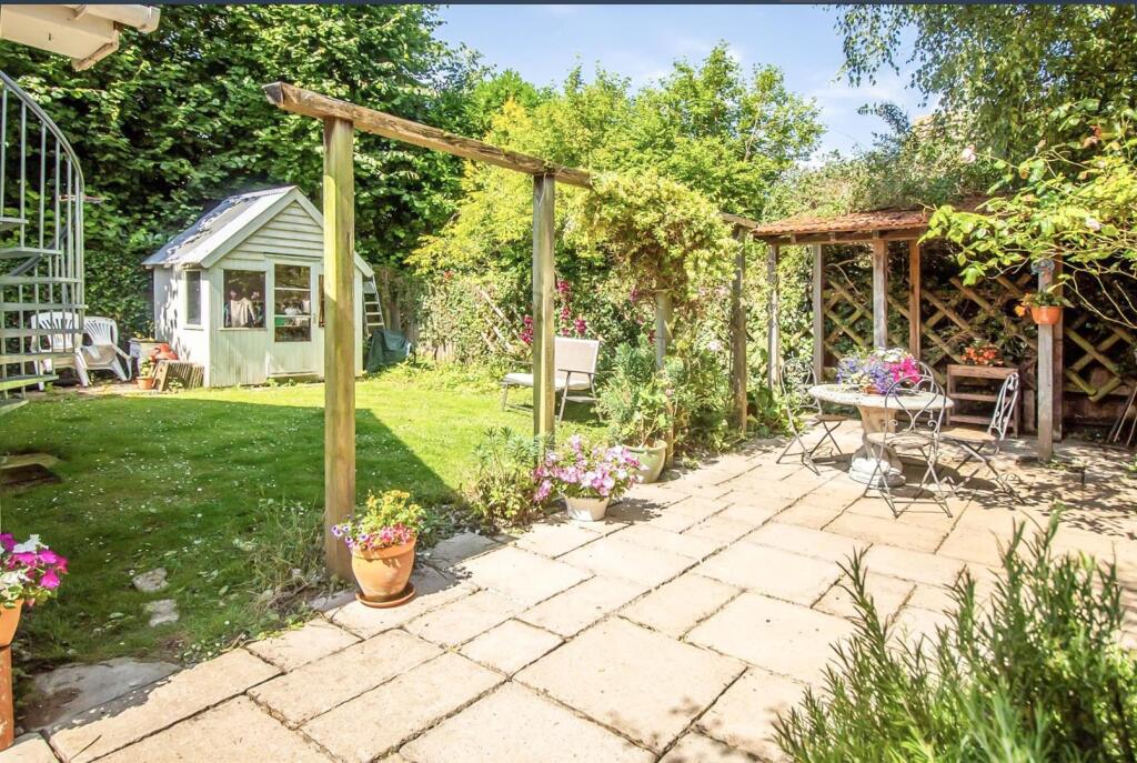 Garden 2.jpeg