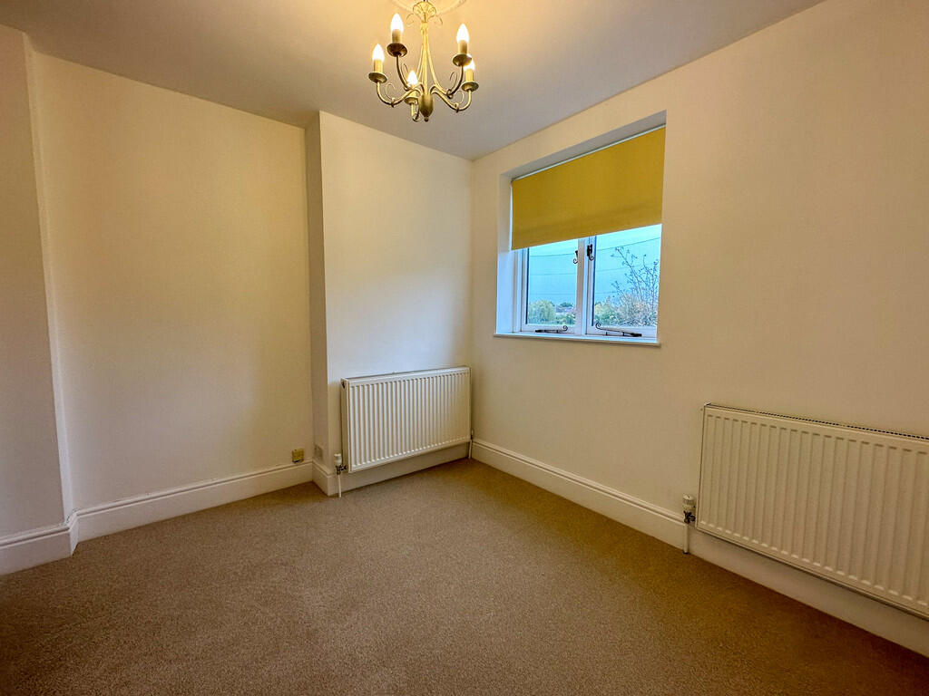 Bedroom 3 (2)