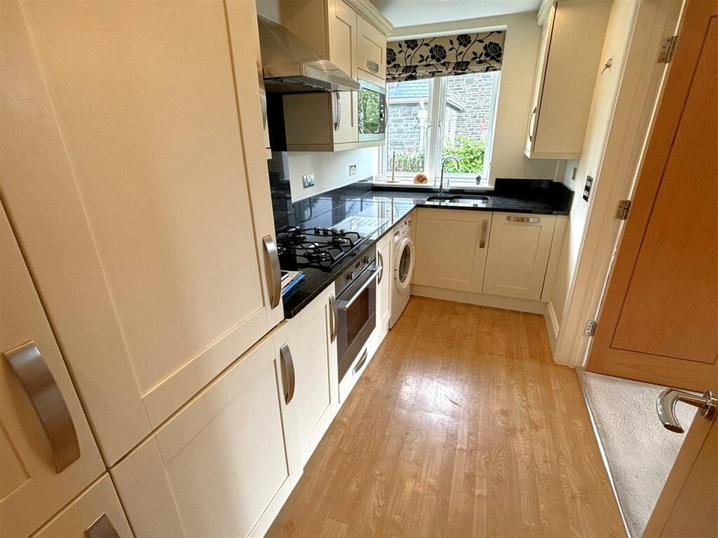 Kitchen (1).jpeg