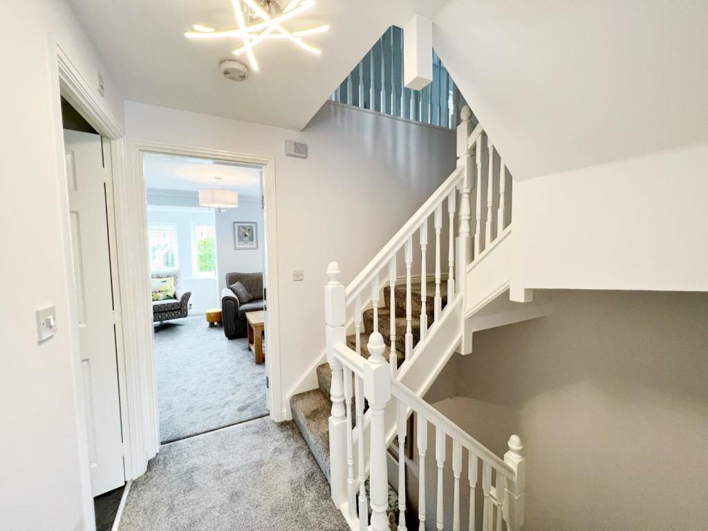 First Floor Landing.jpg