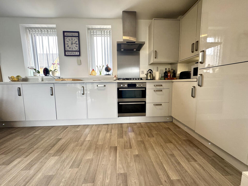Kitchen 2