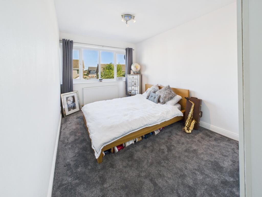 CAM02093G0-PR0058-STILL001