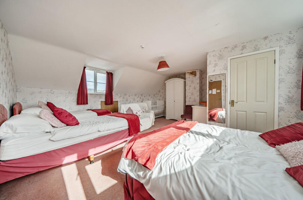 1358881-8-68d579b...