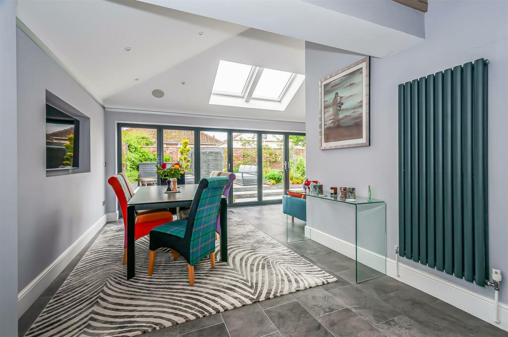 KITCHEN/DINING/ LIVING ROOM