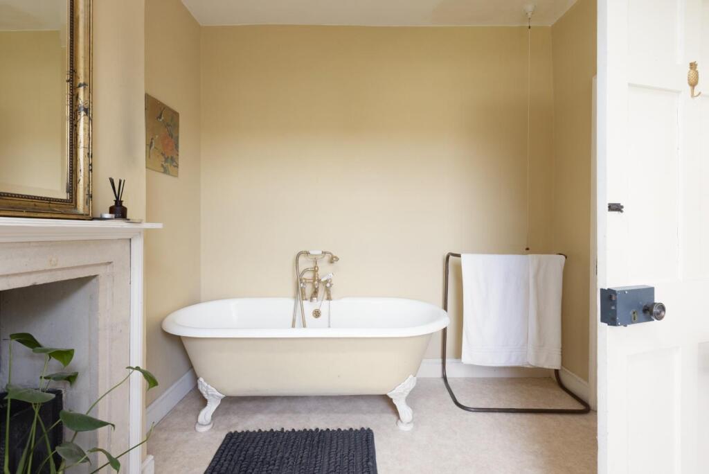 332 Stapleton Road-20.jpg