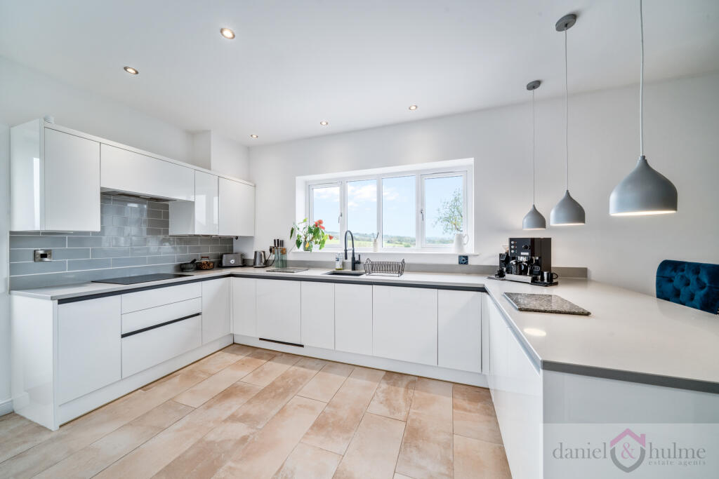 Kitchen 4