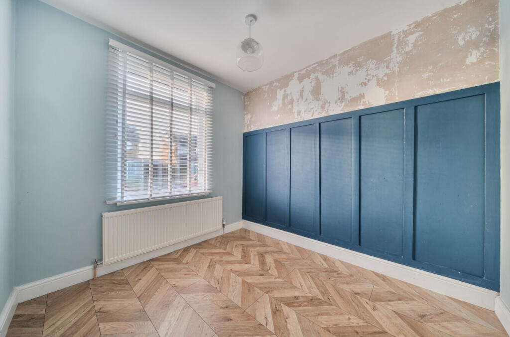 1394626-1-6945235...