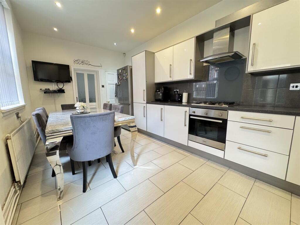 IMG_5417 (Large).JPG