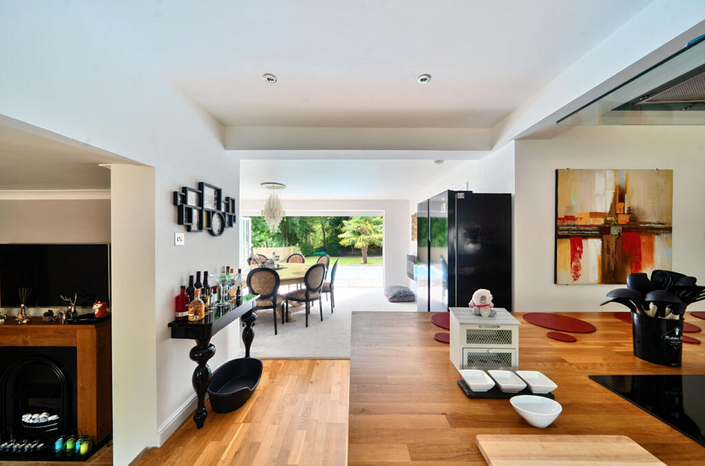 1304308-12-684166...