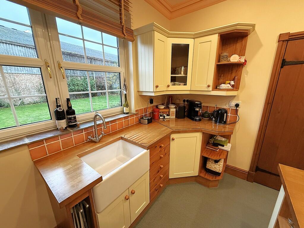 KITCHEN 4