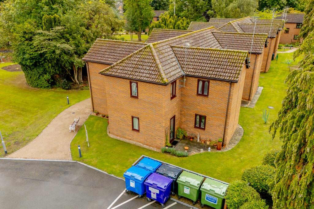 Flat 4 Elm Court (Boston)-4