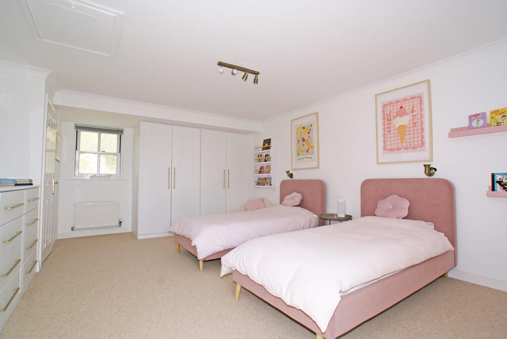 Bed 1
