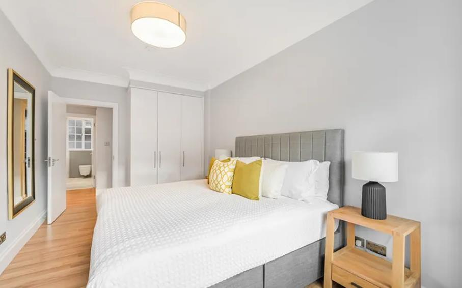 86 albion 6 19.08.png