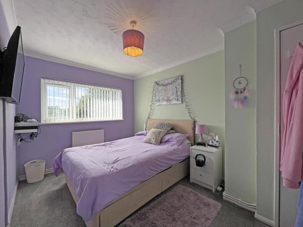 Congreve Gardens 7a Bed 2.jpg