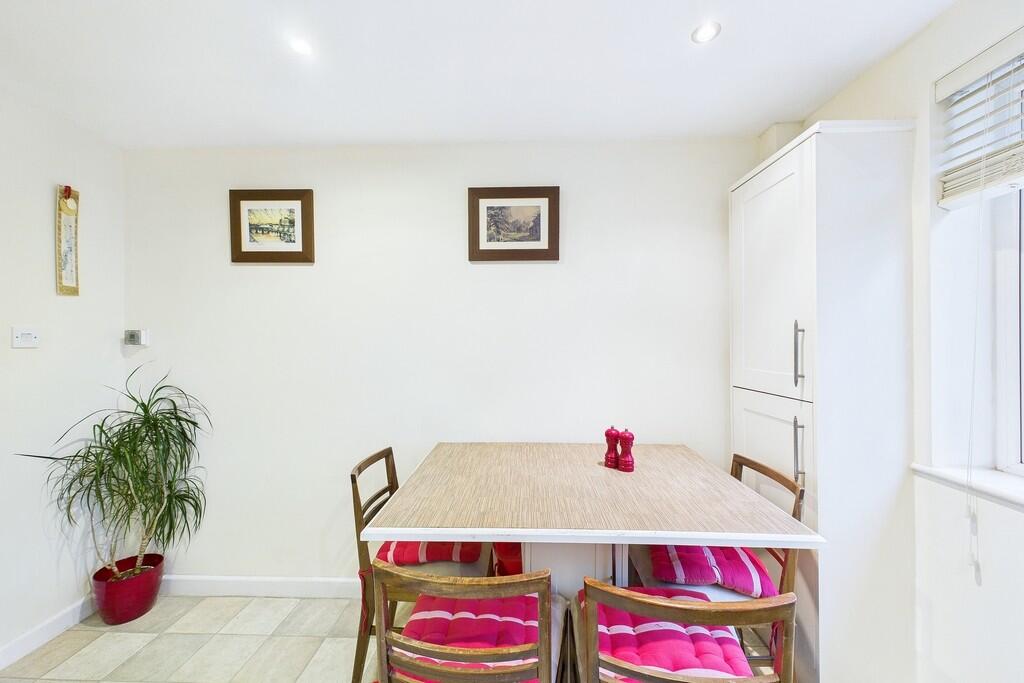 CAM03416G0-PR0121...