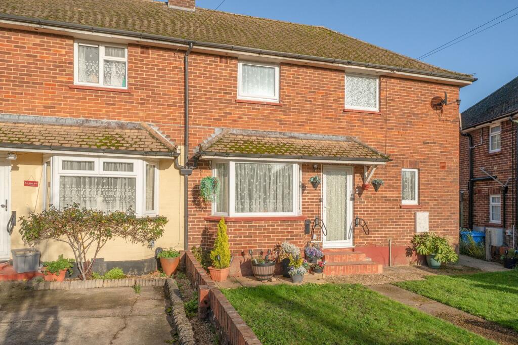 Gloucester Road, Aldershot, GU11