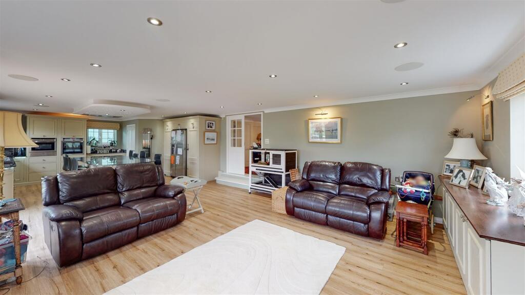 Highfield-House-Little-Ditton-03082021_180712.jpg