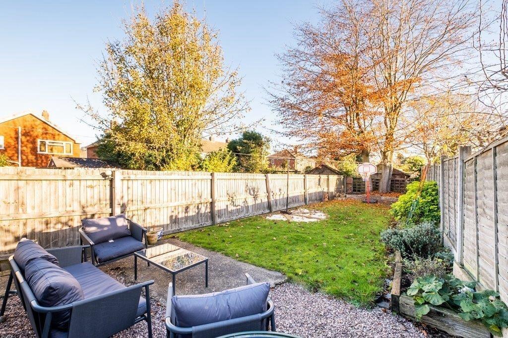 1ff1318f-0f30-495...