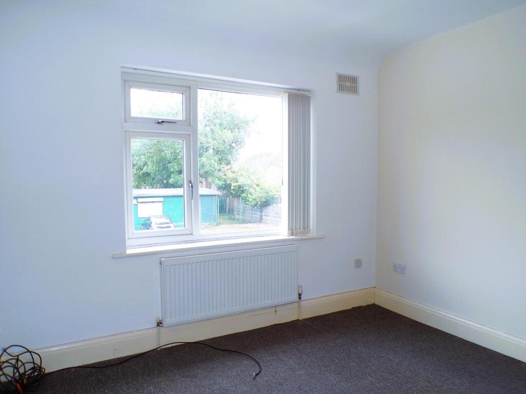 63CookeStreetBedroom2 (2).JPG